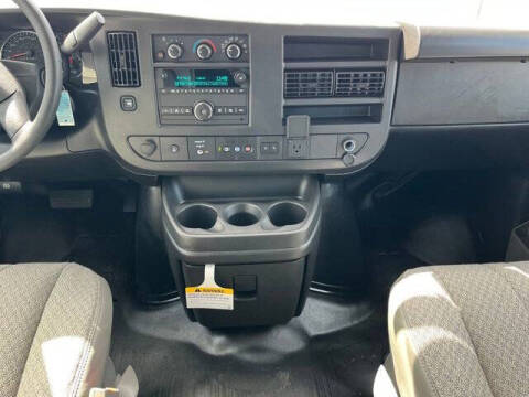 2024 Chevrolet Express 3500