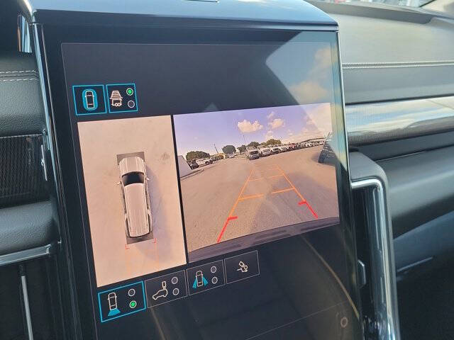 2025 GMC Yukon XL Elevation