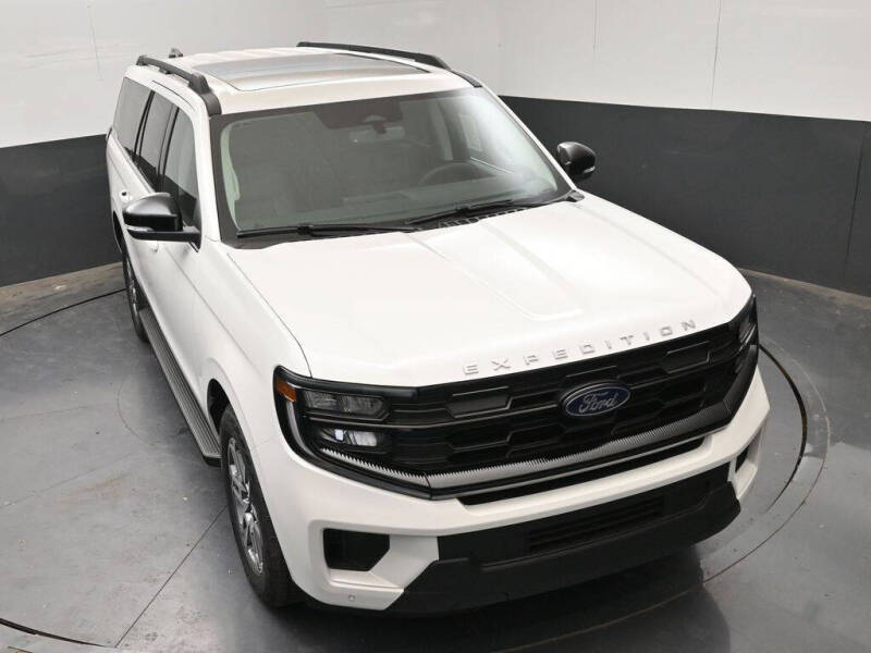 2026 Ford Expedition MAX Active