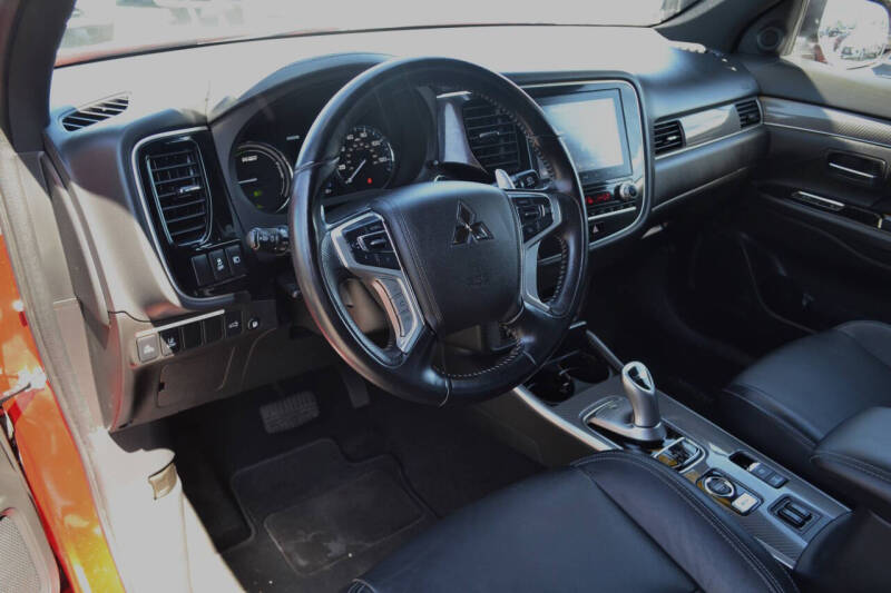 2020 Mitsubishi Outlander PHEV SEL