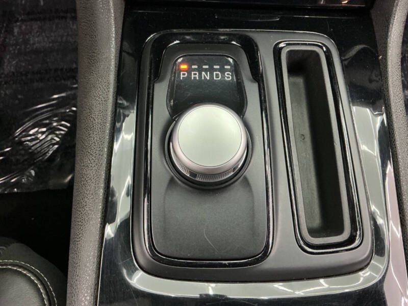 2021 Chrysler 300 S V6