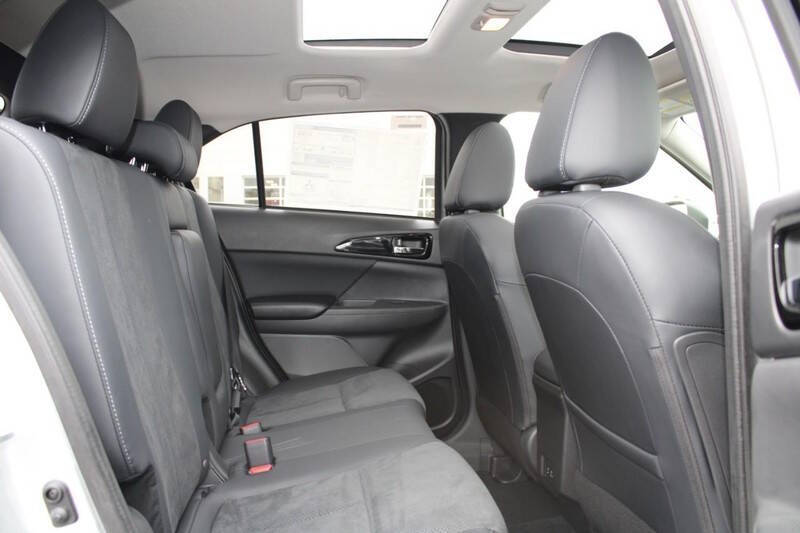 2024 Mitsubishi Eclipse Cross SE