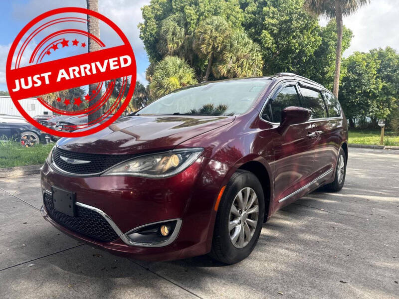 2019 Chrysler Pacifica Touring L