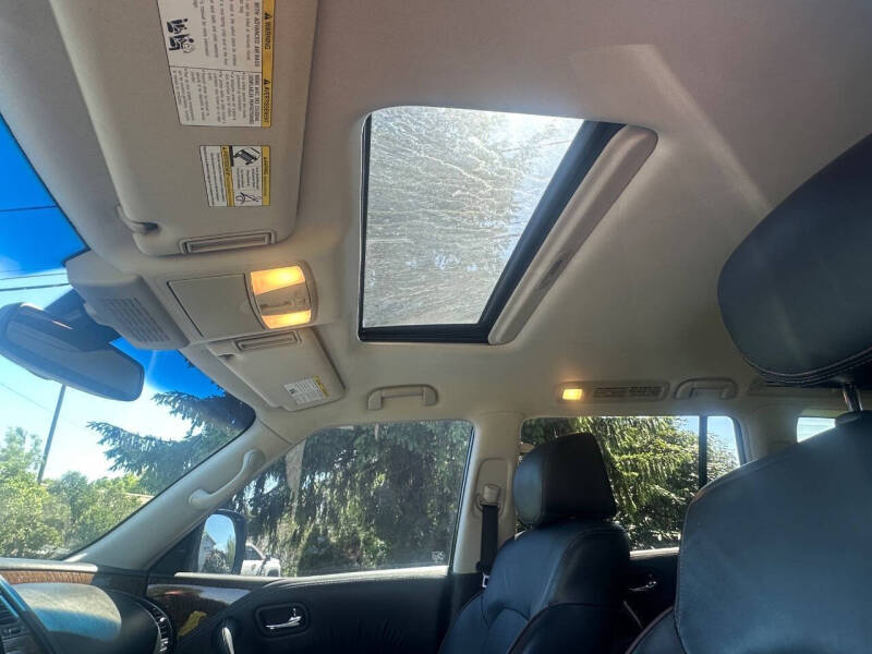 2017 Nissan Armada Platinum