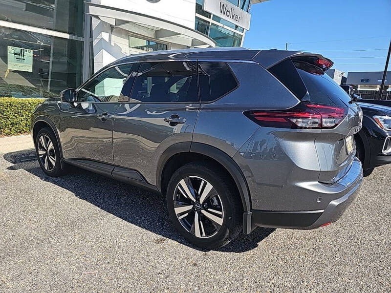 2024 Nissan Rogue SL