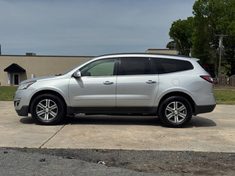 2017 Chevrolet Traverse LT