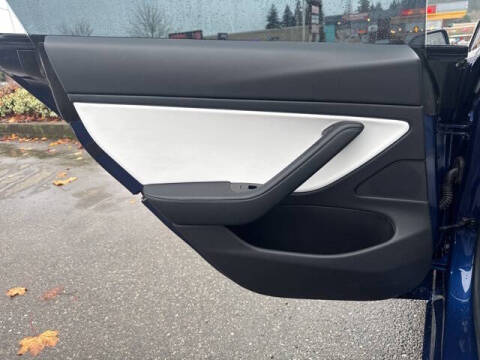 2019 Tesla Model 3 Standard Range Plus