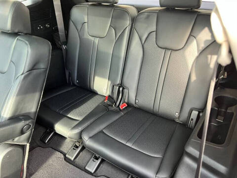 2022 Kia Sorento Plug-In Hybrid SX