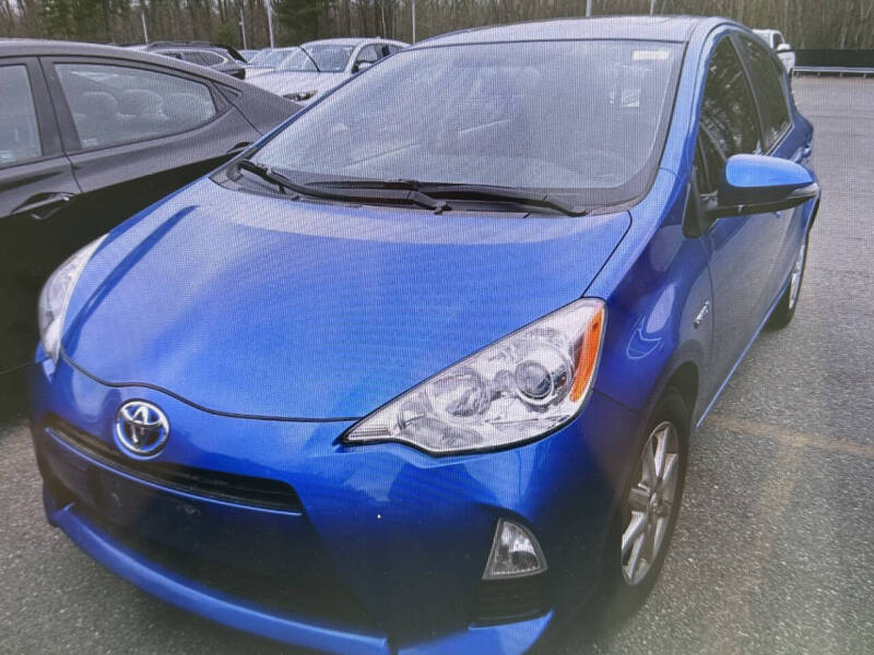 2014 Toyota Prius c Three