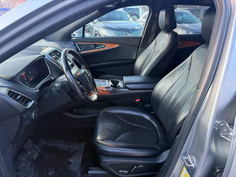 2020 Lincoln Nautilus Reserve