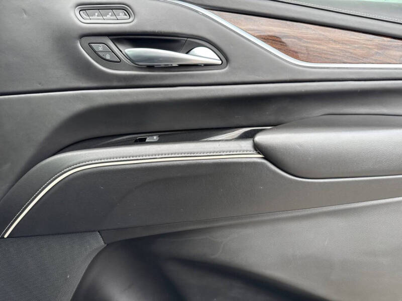 2022 Cadillac Escalade ESV Sport Platinum