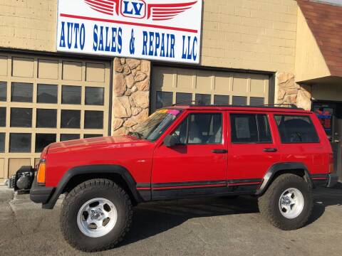 1995 Jeep Cherokee for sale at LV Auto Sales & Repair, LLC in Yakima WA