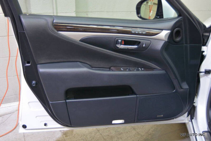 2015 Lexus LS 460
