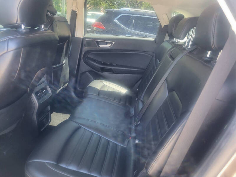 2019 Ford Edge SEL