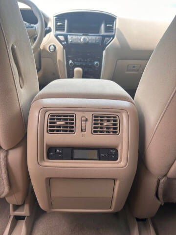2013 Nissan Pathfinder S