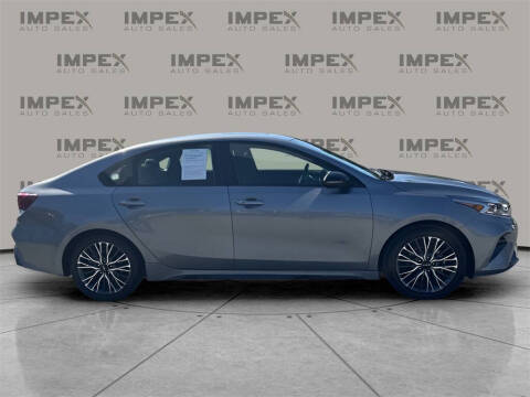 2023 Kia Forte GT-Line