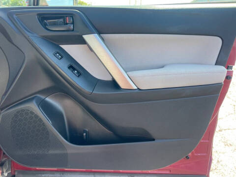 2014 Subaru Forester 2.5i