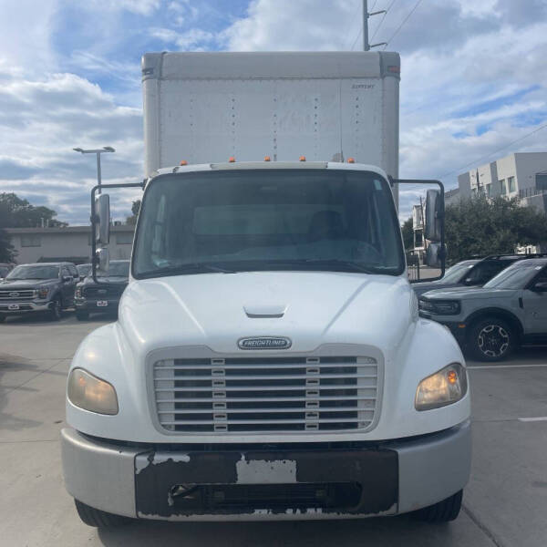 2007 Freightliner M2 106