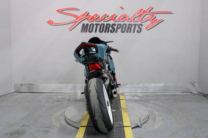 2018 Ducati Panigale V4 S