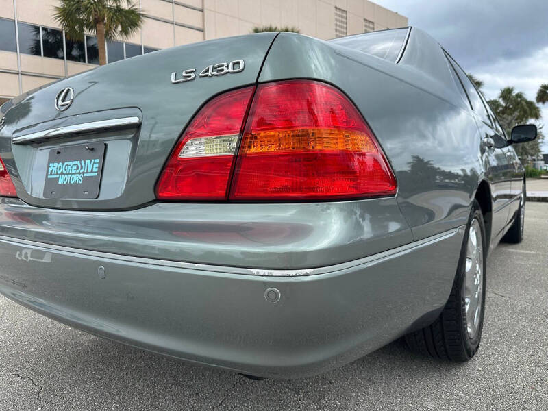 2003 Lexus LS 430