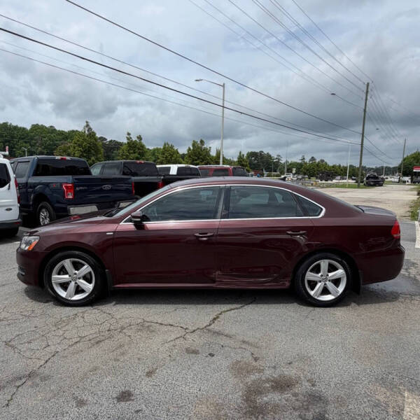 2014 Volkswagen Passat 1.8T S PZEV