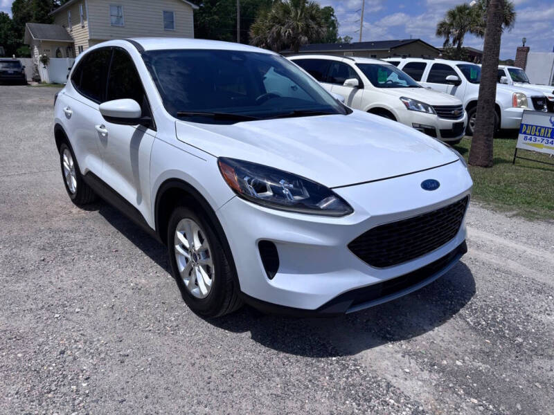 2020 Ford Escape SE