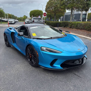 2022 McLaren GT