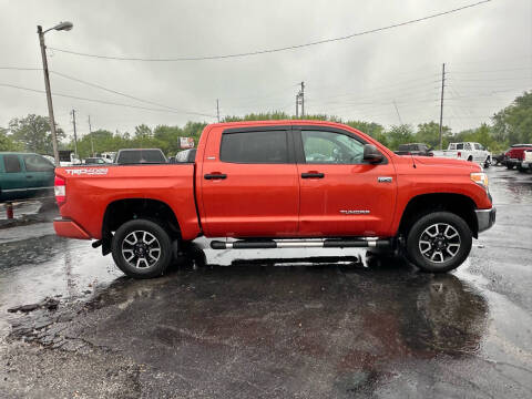 2016 Toyota Tundra SR5