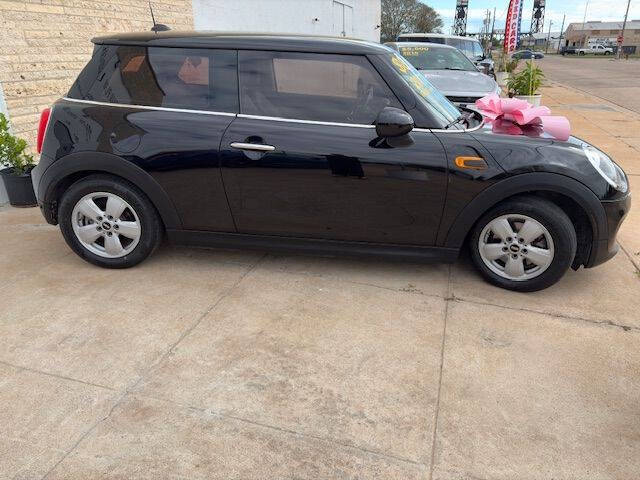 2017 MINI Hardtop 2 Door Cooper