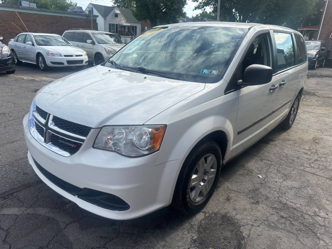 2013 Dodge Grand Caravan for sale at Good Guyz Auto in Cleveland, OH