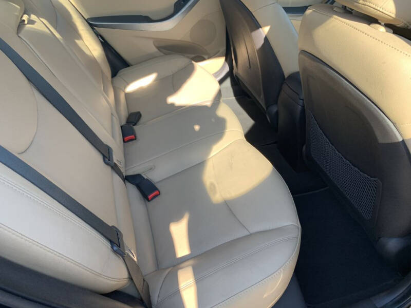 2012 Hyundai Elantra Limited