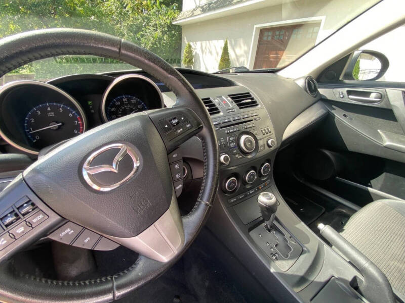 2013 Mazda MAZDA3 i Touring