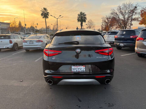 2018 Alfa Romeo Stelvio Ti Sport