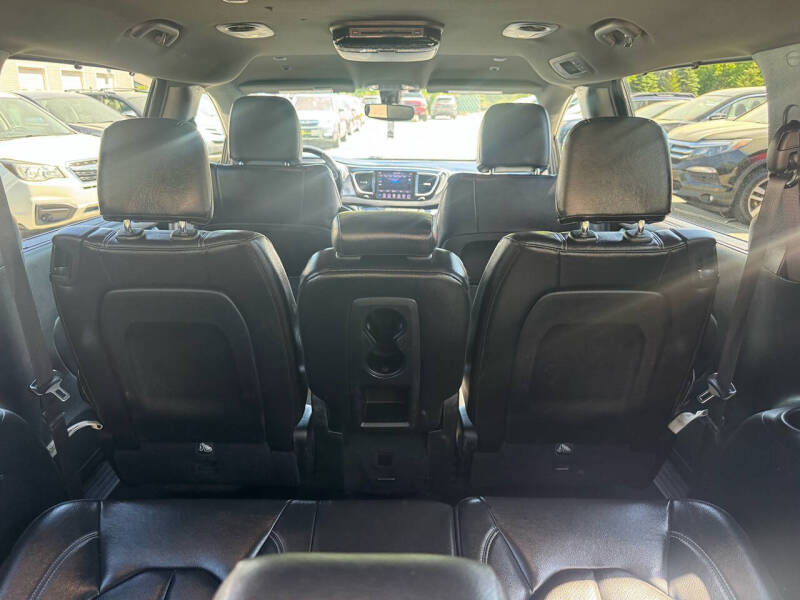 2019 Chrysler Pacifica Touring L