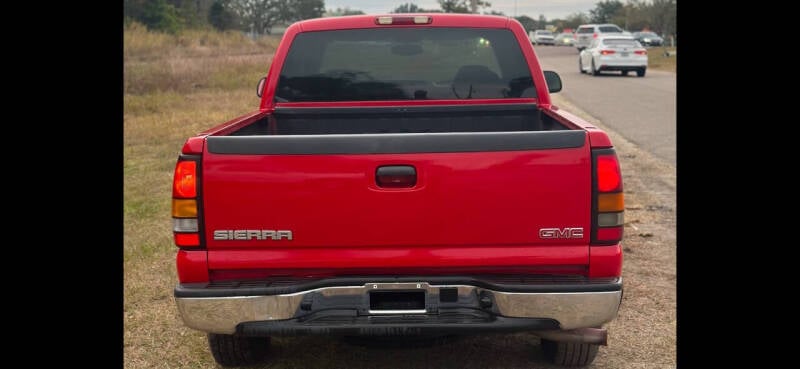 2004 GMC Sierra 1500 Work Truck photo 8