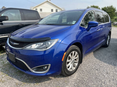 2018 Chrysler Pacifica Touring Plus