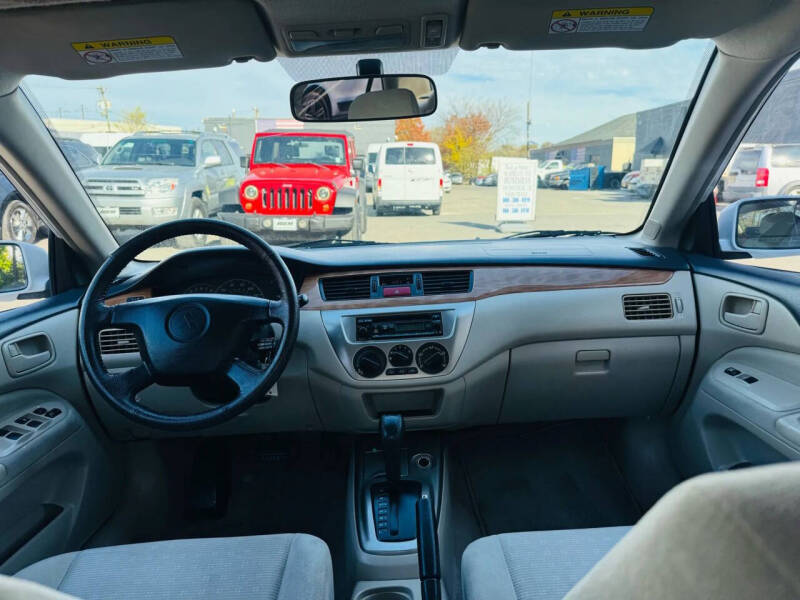 2004 Mitsubishi Lancer LS