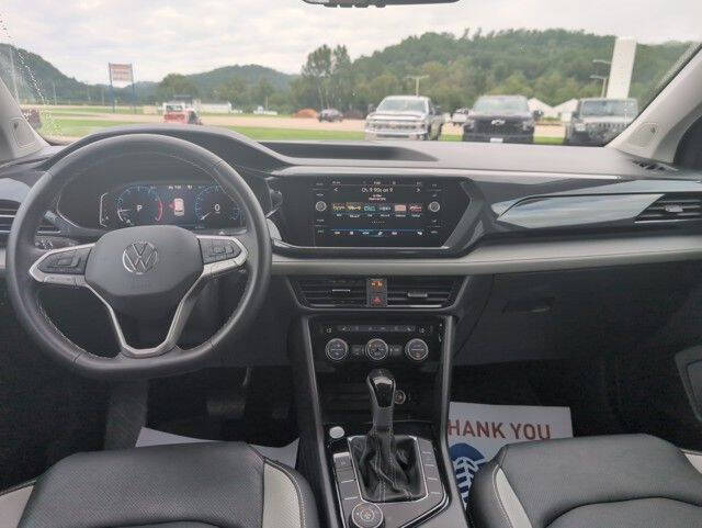 2024 Volkswagen Taos SEL 4Motion