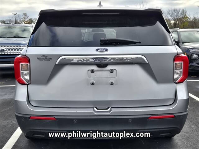 2020 Ford Explorer
