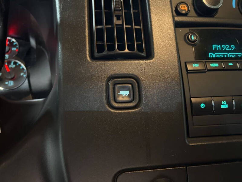 2023 GMC Savana 2500