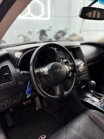 2009 Infiniti FX35