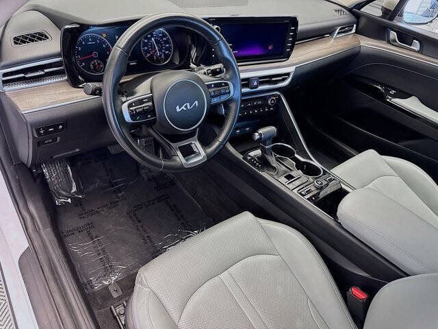 2023 Kia K5 EX