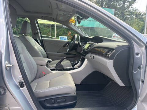 2017 Honda Accord EX-L w/Navi w/Honda Sensing