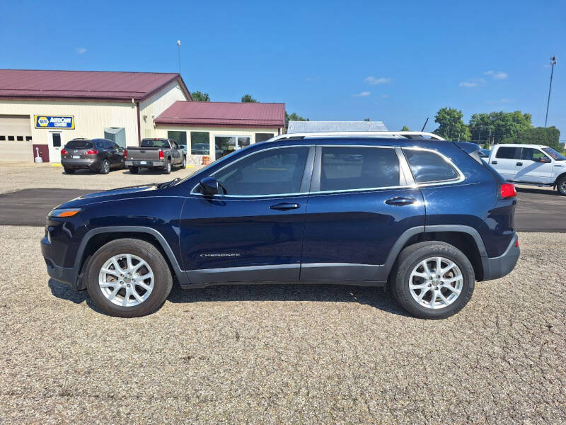 2016 Jeep Cherokee for sale at Steve Winnie Auto Sales in Edmore MI