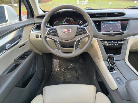 2017 Cadillac XT5 Premium Luxury