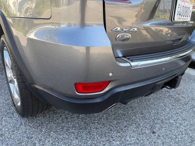 2012 Jeep Grand Cherokee Overland Summit