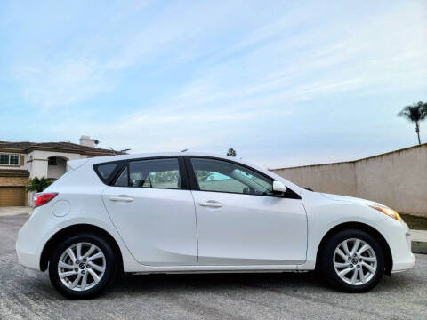 2013 Mazda MAZDA3 i Touring