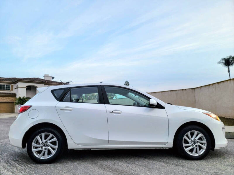 2013 Mazda MAZDA3 i Touring