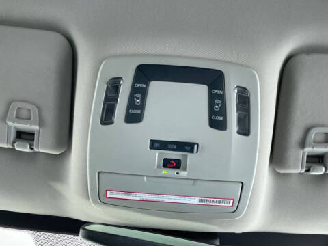 2023 Toyota Sienna LE 8-Passenger