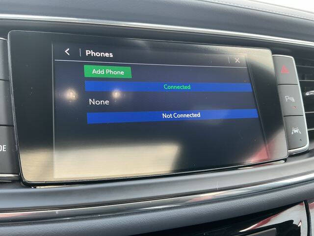 2022 Buick Enclave Essence